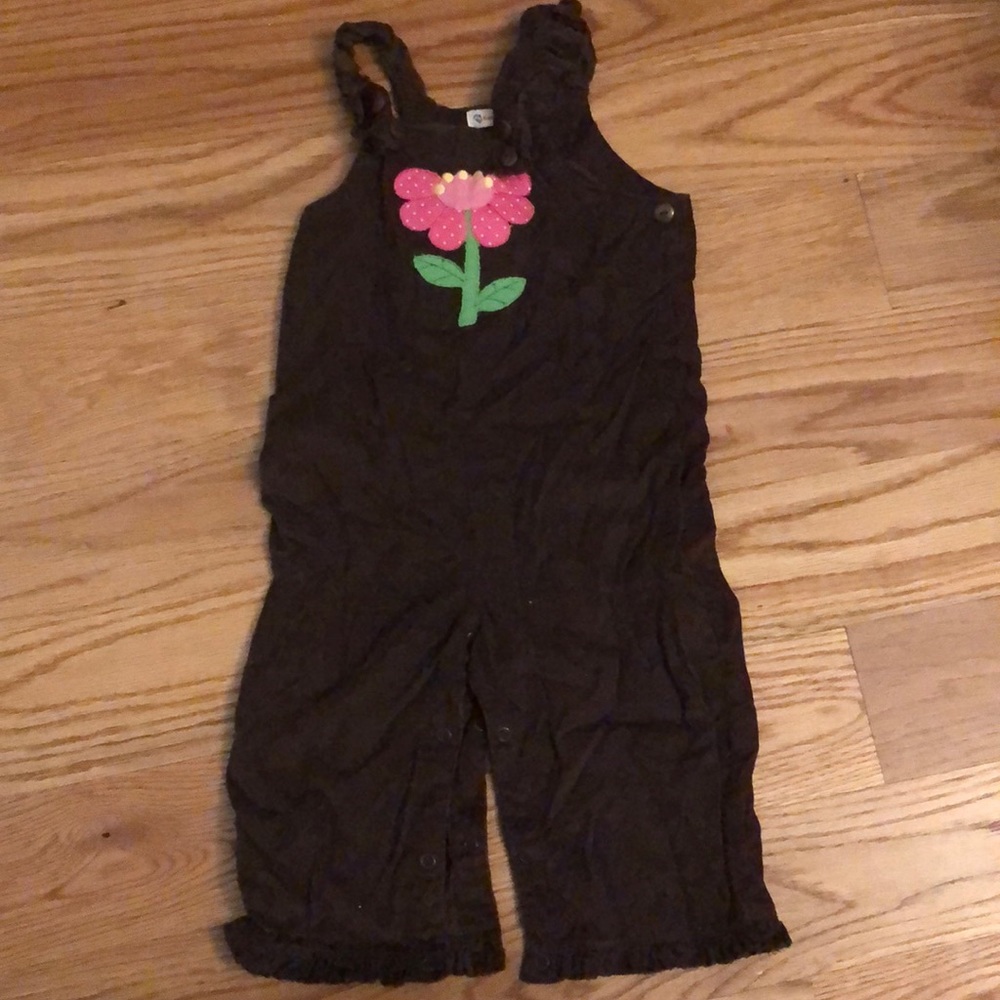 Luigi brown overalls
